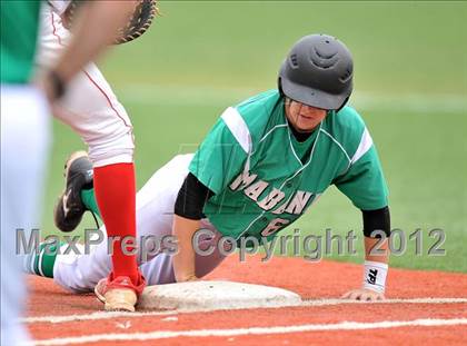 Thumbnail 1 in Mabank vs. Carthage (UIL 3A Region 2 Area Playoff) photogallery.