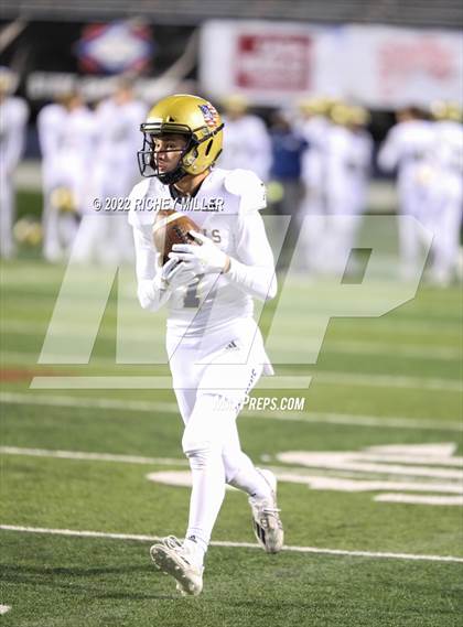 Thumbnail 2 in Pulaski Academy @ Greenwood (AHSAA 6A Final) photogallery.