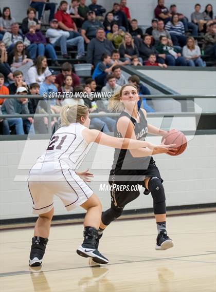 Thumbnail 2 in Bigelow @ Perryville photogallery.