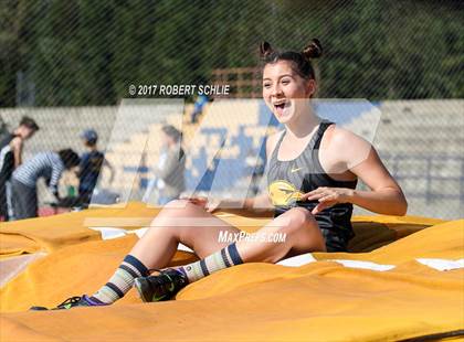 Thumbnail 1 in Del Oro, Woodcreek @ Oak Ridge (Girls Pole Vault) photogallery.