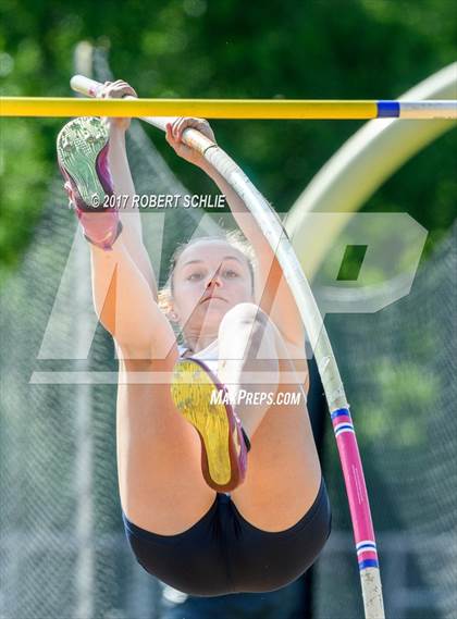 Thumbnail 2 in Del Oro, Woodcreek @ Oak Ridge (Girls Pole Vault) photogallery.