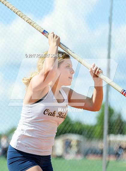 Thumbnail 1 in Del Oro, Woodcreek @ Oak Ridge (Girls Pole Vault) photogallery.