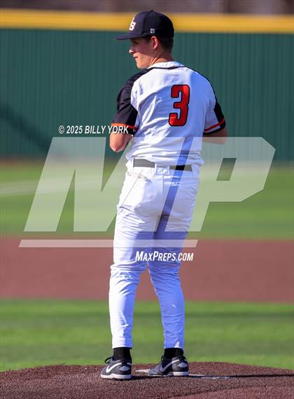 Thumbnail 3 in Grand Saline vs Mineola photogallery.