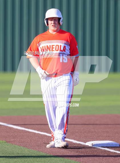 Thumbnail 1 in Grand Saline vs Mineola photogallery.