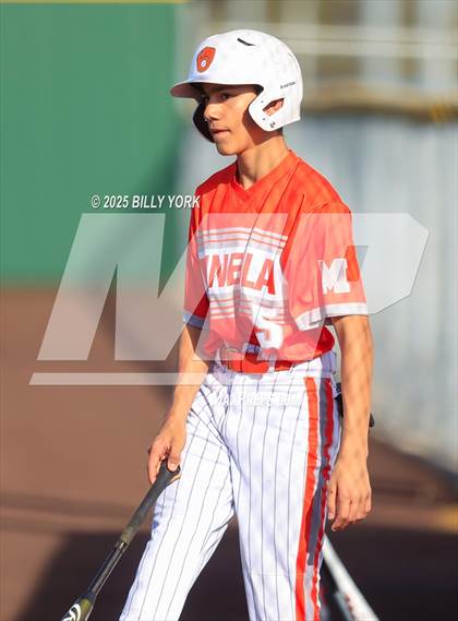 Thumbnail 1 in Grand Saline vs Mineola photogallery.