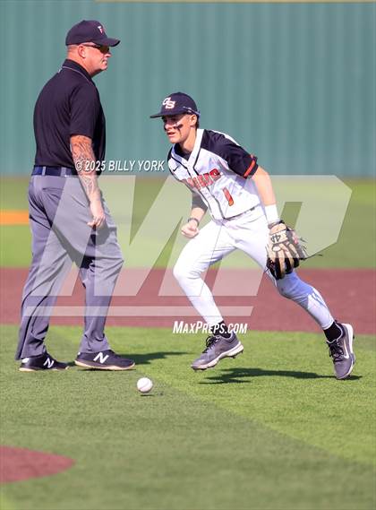 Thumbnail 1 in Grand Saline vs Mineola photogallery.