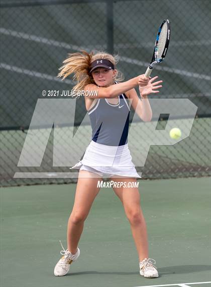 Thumbnail 3 in IHSAA North Central Team Regional/Doubles Sectional  photogallery.
