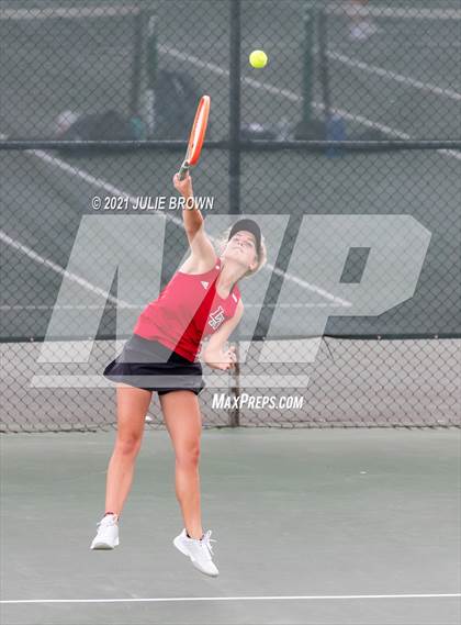 Thumbnail 1 in IHSAA North Central Team Regional/Doubles Sectional  photogallery.