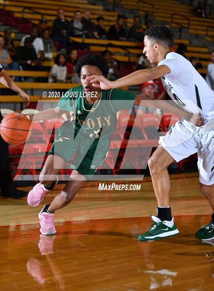 Thumbnail 2 in De La Salle vs. Long Beach Poly (Nike Extravaganza) photogallery.
