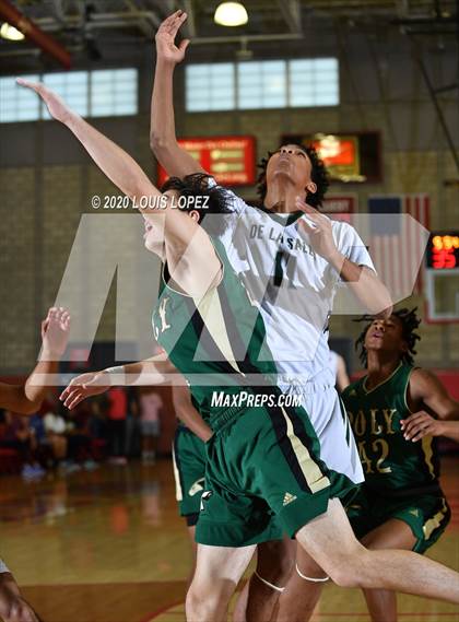 Thumbnail 3 in De La Salle vs. Long Beach Poly (Nike Extravaganza) photogallery.
