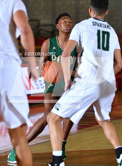 Thumbnail 3 in De La Salle vs. Long Beach Poly (Nike Extravaganza) photogallery.