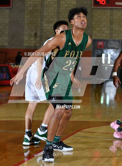 Thumbnail 1 in De La Salle vs. Long Beach Poly (Nike Extravaganza) photogallery.
