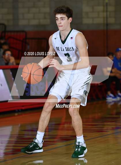 Thumbnail 1 in De La Salle vs. Long Beach Poly (Nike Extravaganza) photogallery.