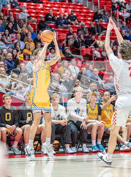 Thumbnail 1 in Timpview vs. Orem (UHSAA 5A Quarterfinal) photogallery.