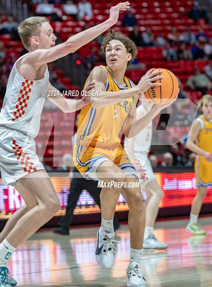 Thumbnail 1 in Timpview vs. Orem (UHSAA 5A Quarterfinal) photogallery.