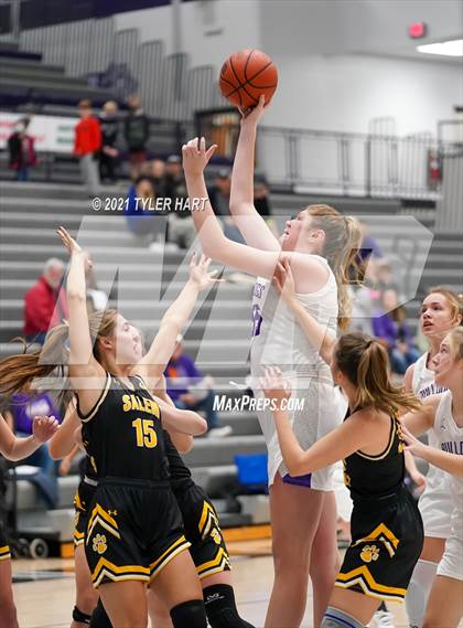 Thumbnail 2 in Salem vs. Brownsburg (Sneakers for Santa Shootout) photogallery.