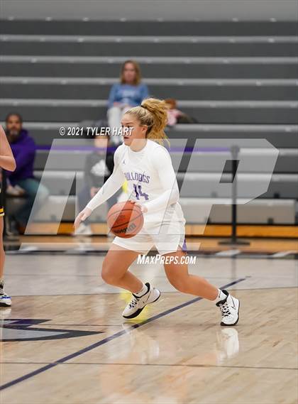 Thumbnail 1 in Salem vs. Brownsburg (Sneakers for Santa Shootout) photogallery.