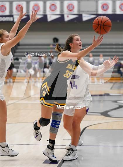Thumbnail 1 in Salem vs. Brownsburg (Sneakers for Santa Shootout) photogallery.