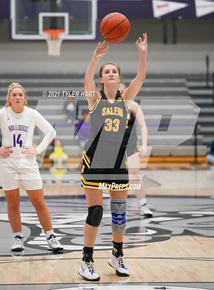 Thumbnail 2 in Salem vs. Brownsburg (Sneakers for Santa Shootout) photogallery.