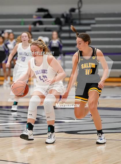Thumbnail 2 in Salem vs. Brownsburg (Sneakers for Santa Shootout) photogallery.