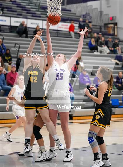 Thumbnail 3 in Salem vs. Brownsburg (Sneakers for Santa Shootout) photogallery.