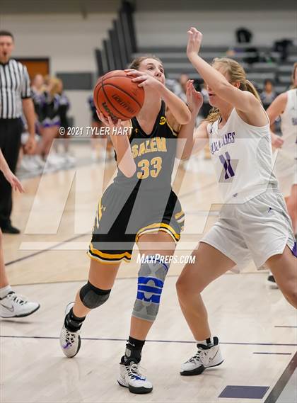 Thumbnail 3 in Salem vs. Brownsburg (Sneakers for Santa Shootout) photogallery.