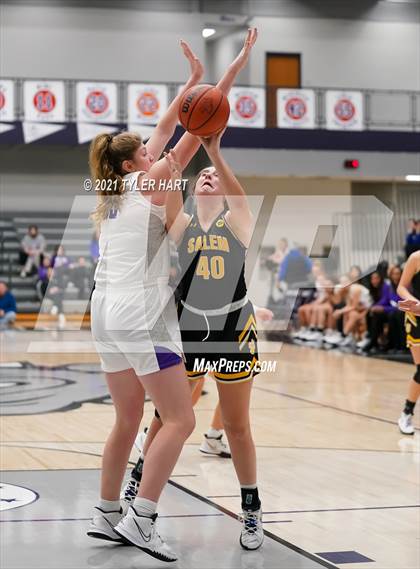 Thumbnail 2 in Salem vs. Brownsburg (Sneakers for Santa Shootout) photogallery.