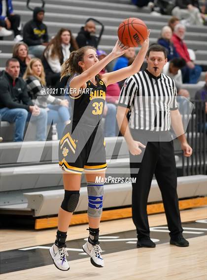 Thumbnail 3 in Salem vs. Brownsburg (Sneakers for Santa Shootout) photogallery.