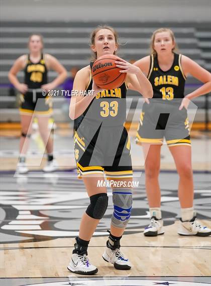 Thumbnail 1 in Salem vs. Brownsburg (Sneakers for Santa Shootout) photogallery.