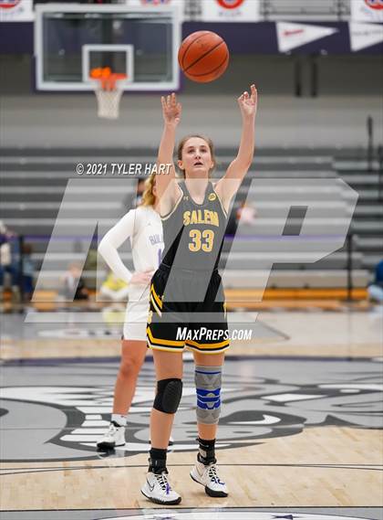 Thumbnail 3 in Salem vs. Brownsburg (Sneakers for Santa Shootout) photogallery.