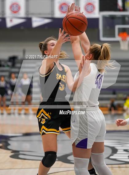 Thumbnail 2 in Salem vs. Brownsburg (Sneakers for Santa Shootout) photogallery.