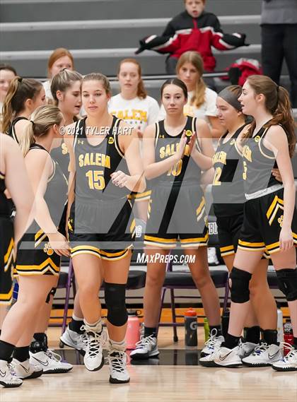 Thumbnail 3 in Salem vs. Brownsburg (Sneakers for Santa Shootout) photogallery.
