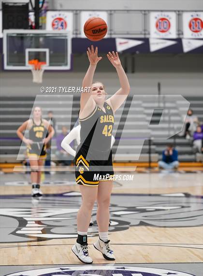Thumbnail 2 in Salem vs. Brownsburg (Sneakers for Santa Shootout) photogallery.