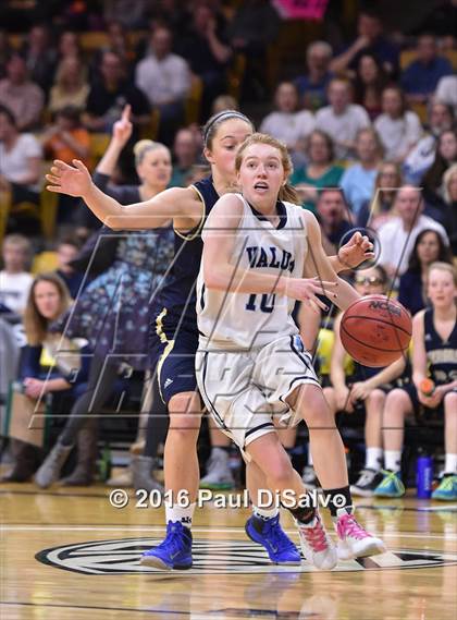 Thumbnail 3 in Evergreen vs. Valor Christian (CHSAA 4A Final) photogallery.