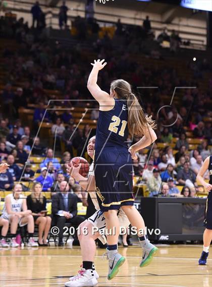 Thumbnail 1 in Evergreen vs. Valor Christian (CHSAA 4A Final) photogallery.
