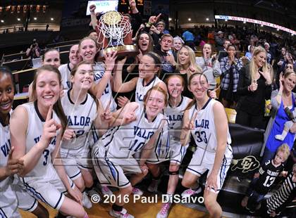 Thumbnail 3 in Evergreen vs. Valor Christian (CHSAA 4A Final) photogallery.