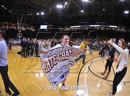 Thumbnail 2 in Evergreen vs. Valor Christian (CHSAA 4A Final) photogallery.