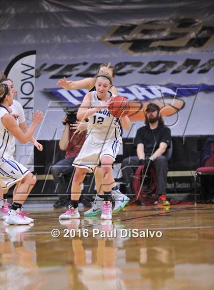 Thumbnail 1 in Evergreen vs. Valor Christian (CHSAA 4A Final) photogallery.