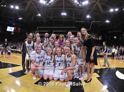 Thumbnail 1 in Evergreen vs. Valor Christian (CHSAA 4A Final) photogallery.