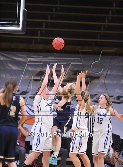 Thumbnail 2 in Evergreen vs. Valor Christian (CHSAA 4A Final) photogallery.