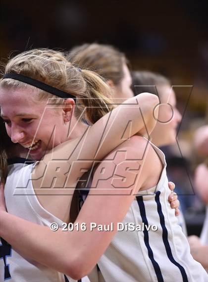 Thumbnail 1 in Evergreen vs. Valor Christian (CHSAA 4A Final) photogallery.
