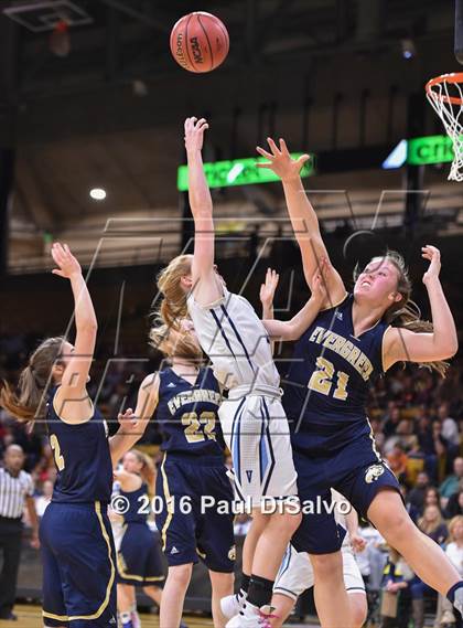 Thumbnail 2 in Evergreen vs. Valor Christian (CHSAA 4A Final) photogallery.