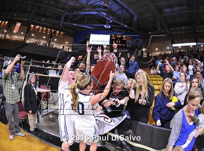 Thumbnail 2 in Evergreen vs. Valor Christian (CHSAA 4A Final) photogallery.