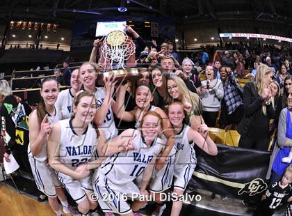 Thumbnail 2 in Evergreen vs. Valor Christian (CHSAA 4A Final) photogallery.