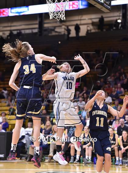 Thumbnail 1 in Evergreen vs. Valor Christian (CHSAA 4A Final) photogallery.