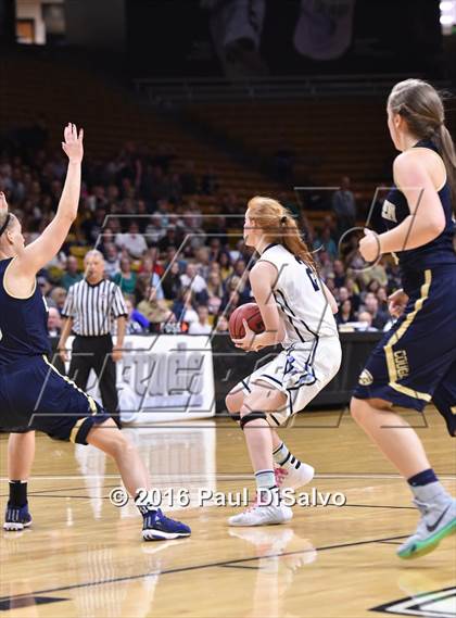 Thumbnail 2 in Evergreen vs. Valor Christian (CHSAA 4A Final) photogallery.