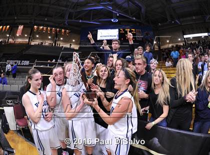 Thumbnail 1 in Evergreen vs. Valor Christian (CHSAA 4A Final) photogallery.