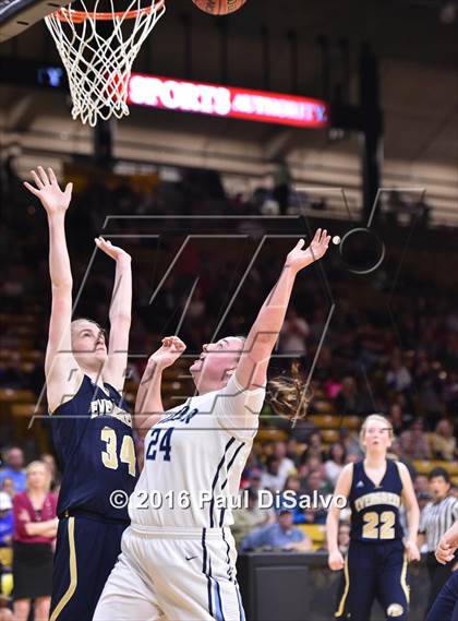 Thumbnail 3 in Evergreen vs. Valor Christian (CHSAA 4A Final) photogallery.