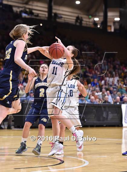 Thumbnail 2 in Evergreen vs. Valor Christian (CHSAA 4A Final) photogallery.
