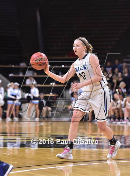 Thumbnail 2 in Evergreen vs. Valor Christian (CHSAA 4A Final) photogallery.